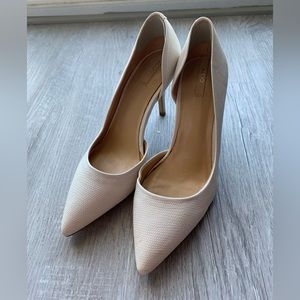 ALDO Off white heels Size 8